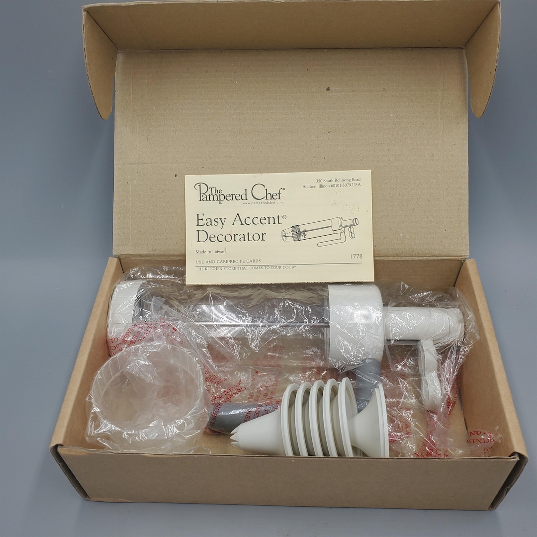 Best Pampered Chef Easy Accent Decorator for sale in Jefferson City