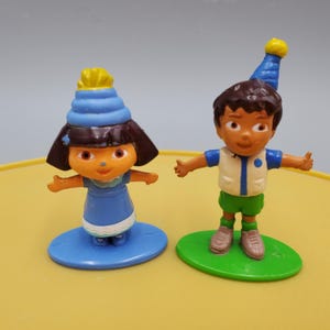 Go Diego Dora Explorer Pvc Figure Party Cake Toppers 2005 Viacom 2.5 inch