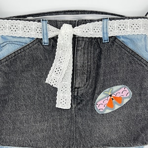 Bolso de hombro de mezclilla negro y azul