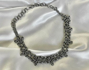 Collier de cota de malla de estrellas