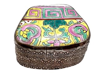 Vintage Chinese Trinket Box – Hand Painted Porcelain Lid & Filigree Silver Base Jewelry Box