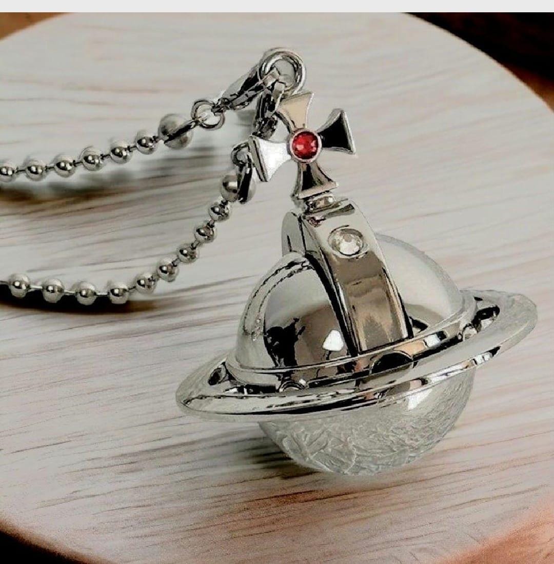 Vivienne Westwood 衛星モチーフネックレス Vivienne Westwood 衛星モチーフネックレス