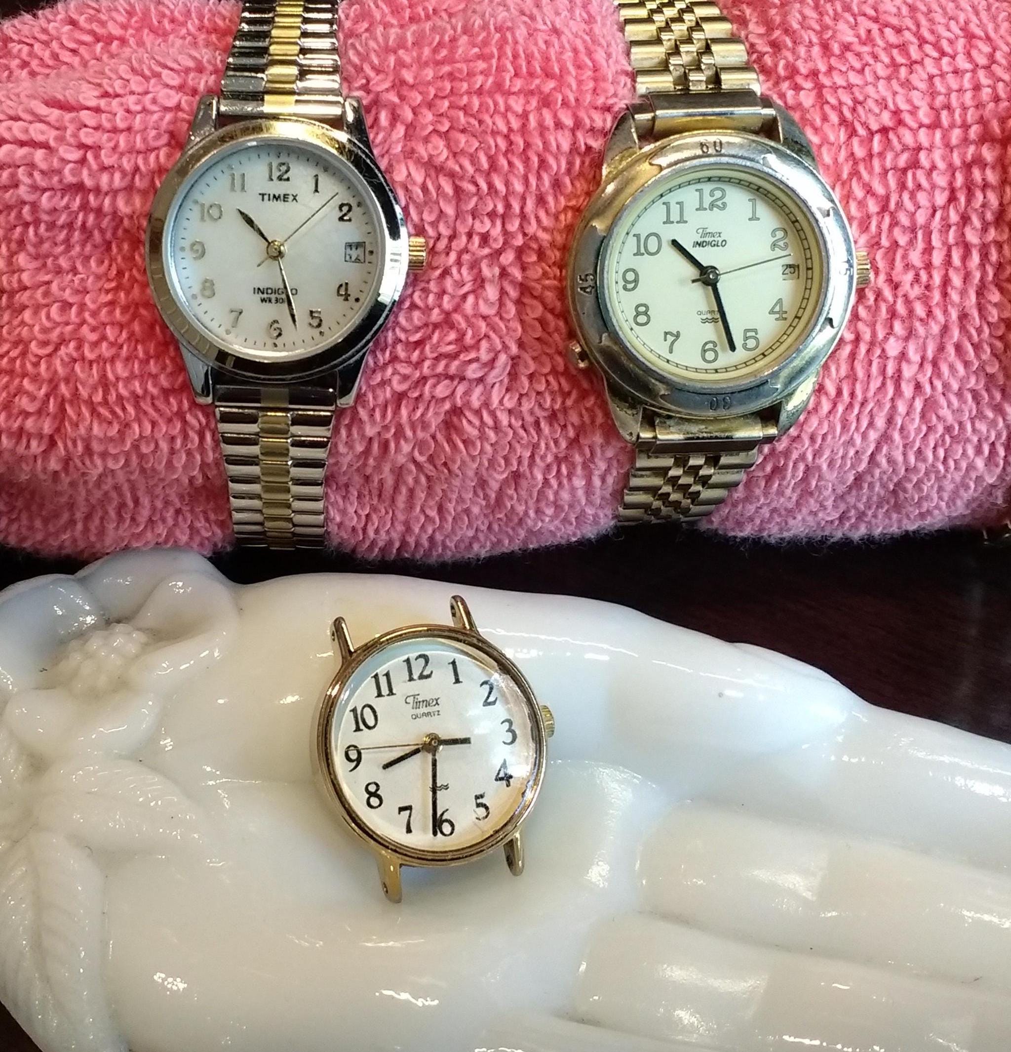お値下げしました❣️Wicca ゴールド アナログ時計 ストーン付き Amazon.com: JewelryWe Luxury Couple Watches Gold-Silver Tone