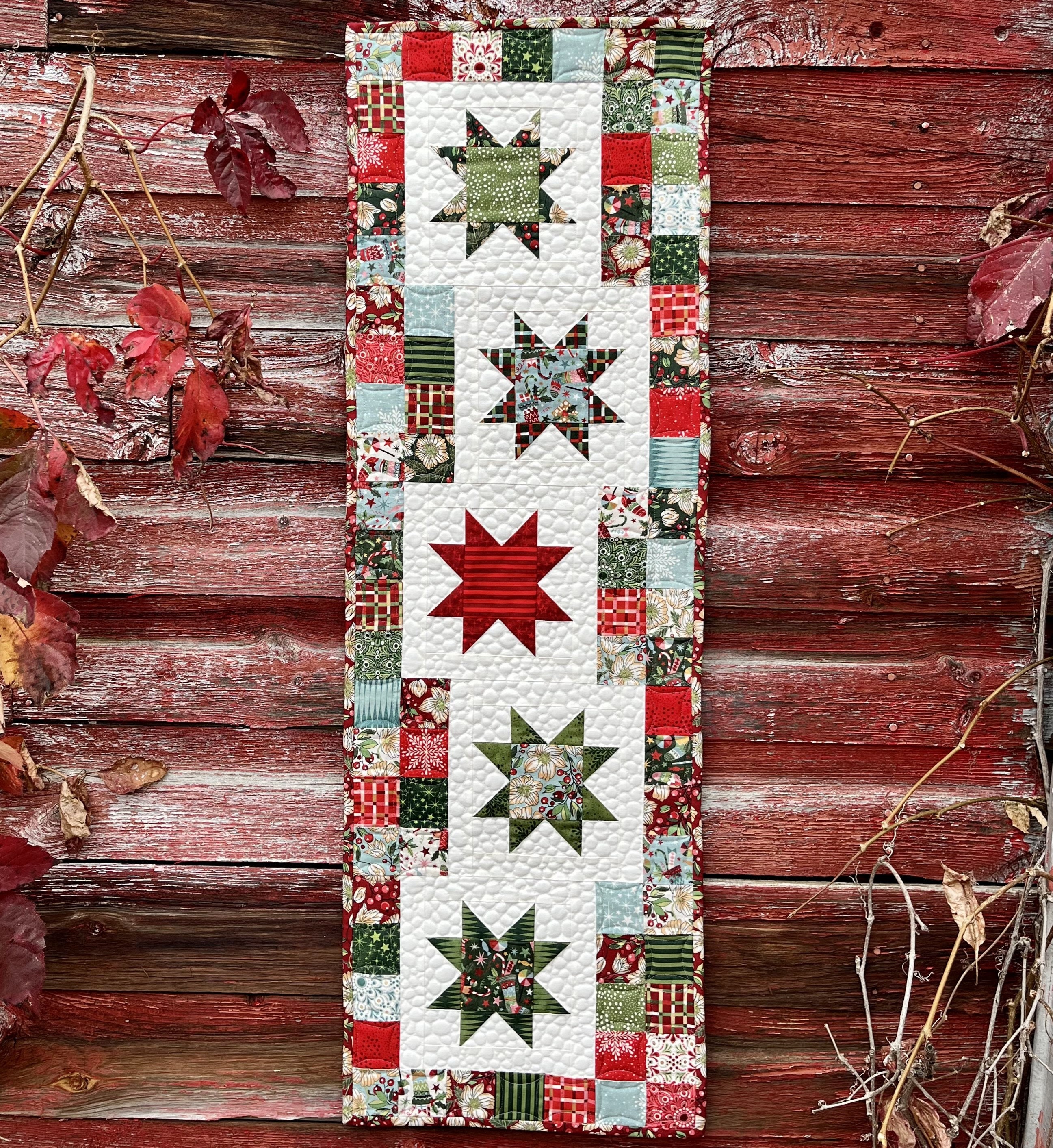 Charmed Star Table Runner Pattern - PDF - Etsy