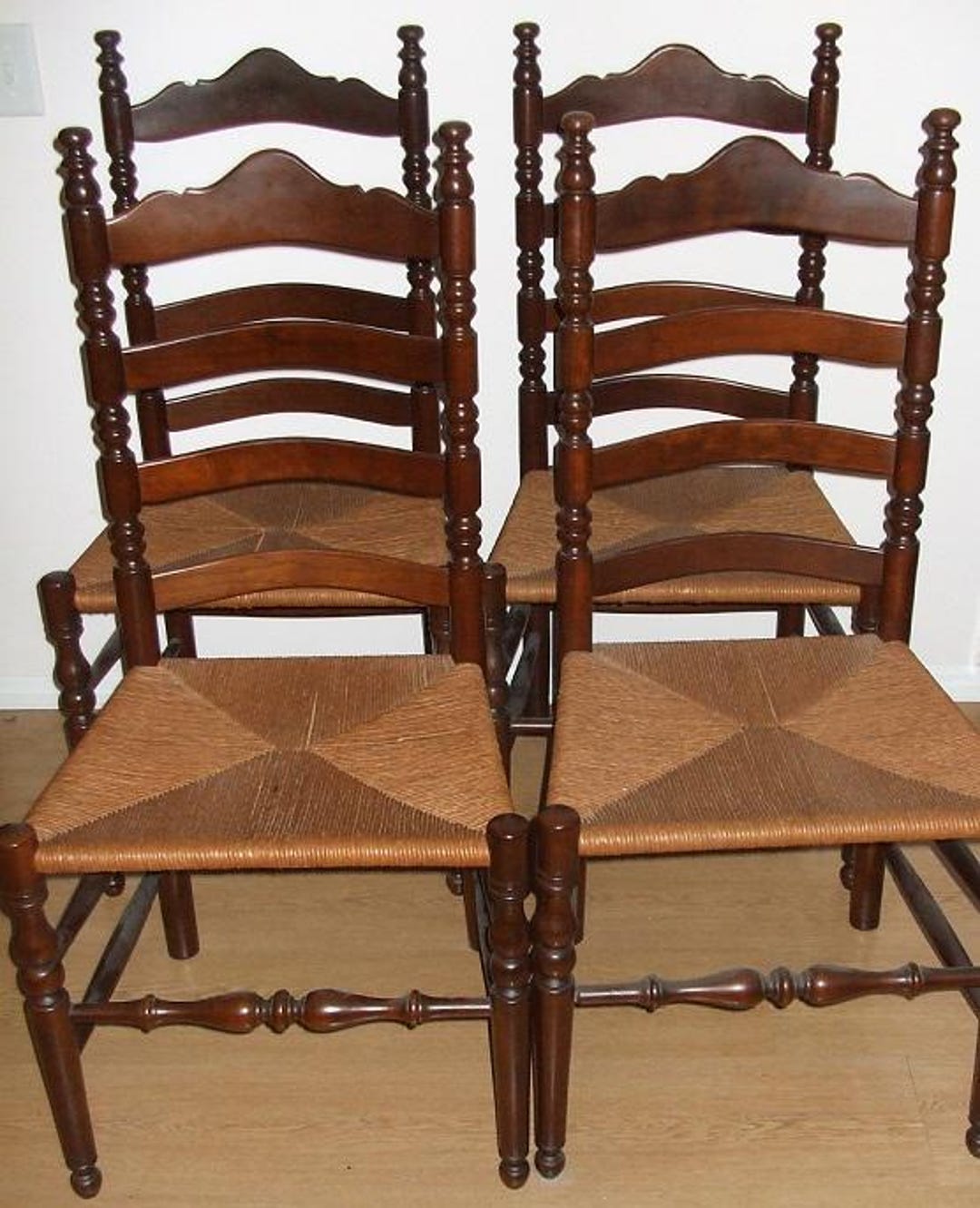 4 Vintage Ladder Back Cherry Dining Chairs W/rush Seats - EXC Condition ...