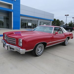 1976 シボレー モンテカルロ レッド クーペ 24 x 36 インチ ポスター 美しい!