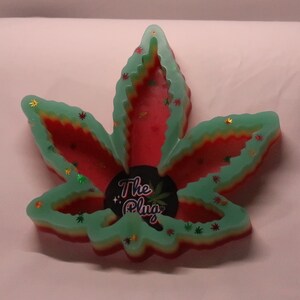 Rasta Pot Leaf Tray