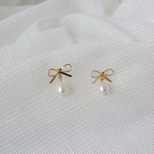 Bow Pearl Earrings Pearl Stud Earrings Pearl Jewelry - Etsy