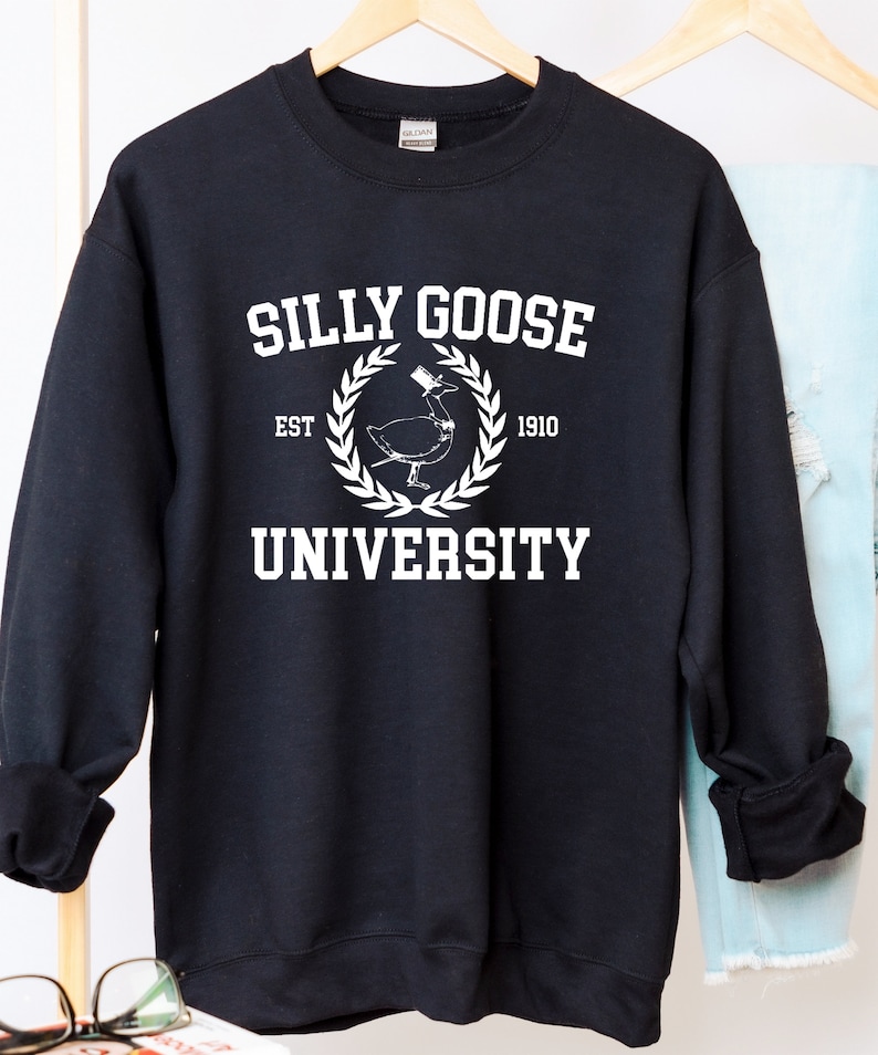 KIDS CREWNECK - SILLY GOOSE