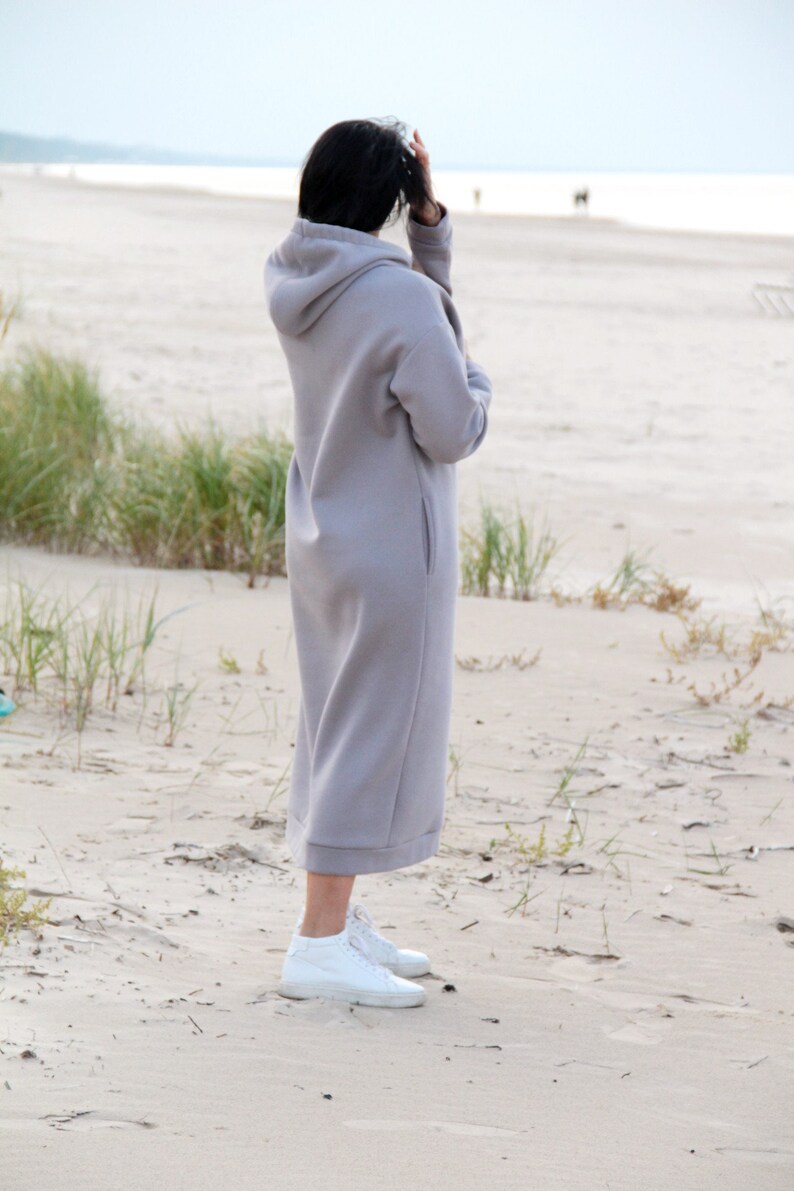 Robe longue sweat-shirt oversize pour femmes avec poches, polaire à lintérieur printemps, automne, robe dhiver avec capuche. Robe à capuche surdimensionnée. image 3