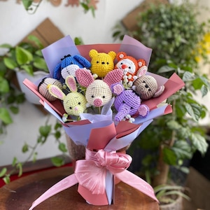 Handmade P00h bouquet / Crochet animal bouquet/ Christmas gift / Mobile Amigurumi / Baby Mobile Crochet P00h / Baby Mobile Crochet Amigurumi