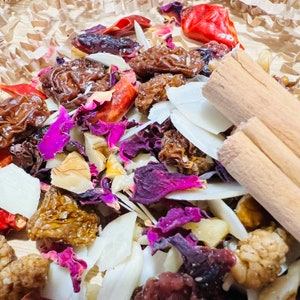Berry Spicy Treat Blend - Foraging Blend for Birds