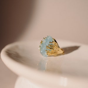 Aquamarijn ring, spirituele bescherming, edelsteen sieraden afbeelding 9