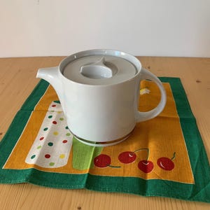 THOMAS vintage vit porslinstekanna från 1970-talet, tillverkad i Tyskland.