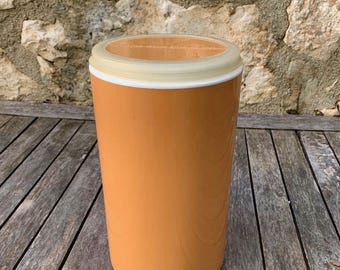 STYLE vintage thermos with pressure cap