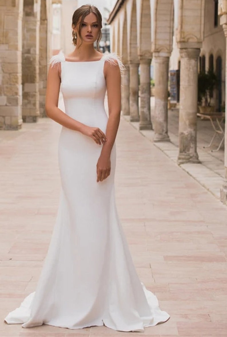 Elegant Crepe Bridal Gown, Minimalist Backless Sheath Wedding Gown ...