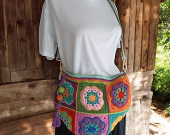 Crochet Granny Square Crossbody Bag, Free Bag, Bum Bag, Waist Bag, Sling Bag, Gift For Her, Belt Bag, Fanny Pack with Adjustable Strap