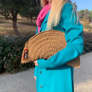 Borsa a tracolla di lusso in corda di carta, borsa di paglia di cammello, pochette artigianale, borsa intrecciata all'uncinetto, accessorio da donna, borsa fatta a mano boho, regalo per le donne