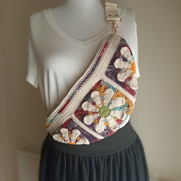 Daisy Free Bag, Bohemian Granny Square Crochet Bum Bag Versatile Festival, Fanny Bag and Everyday Accessory
