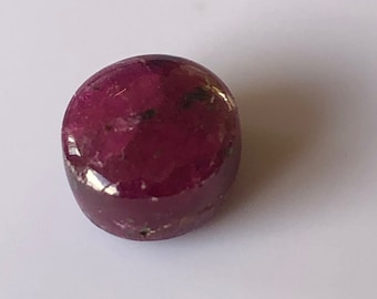 Star Ruby gemstone, 5.69 carats, certified gemstone, 8.70 x 8.41 x 6.23 mm, cabochon, loose ruby, loose Star Ruby, red gemstone, untreated