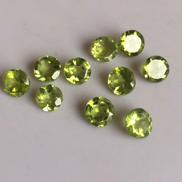 10 Round cut Peridot 6x6mm, Peridot Stone, Loose Peridot, Green Gemstone, Grass Green, Natural Peridot, Round, loose green stone