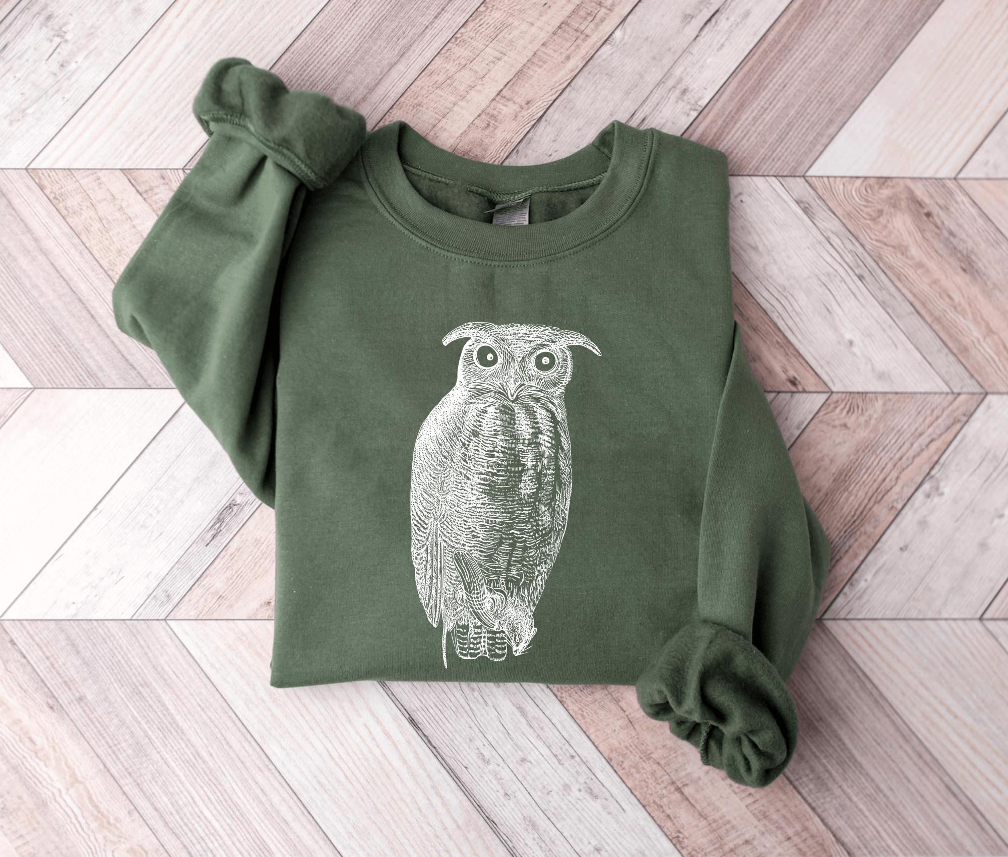 Owl Sweatshirt, Vintage Owl Crewneck, Dark Academia Sweatshirt, Minimalist Animal Sweater, Owl Lover