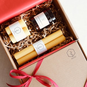 Caja de regalo con velas de cera de abejas | Cera de abejas 100% pura | velas naturales artesanales | elegante regalo de invierno para el Día de San Valentín | Swoye II