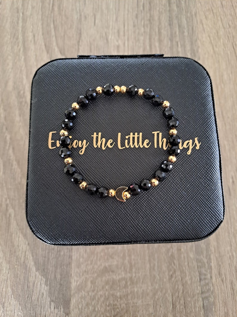 Moon charm bracelet, black and gold beaded bracelet zdjęcie 4