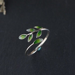 Leaf Ring - Adjustable Silver Ring - 925 Silver - Handmade Jewellery - Nature Ring - Forest Ring - Gift For Her - Gift Box Included