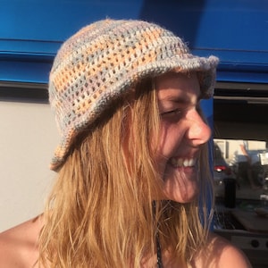 Crochet bucket hat