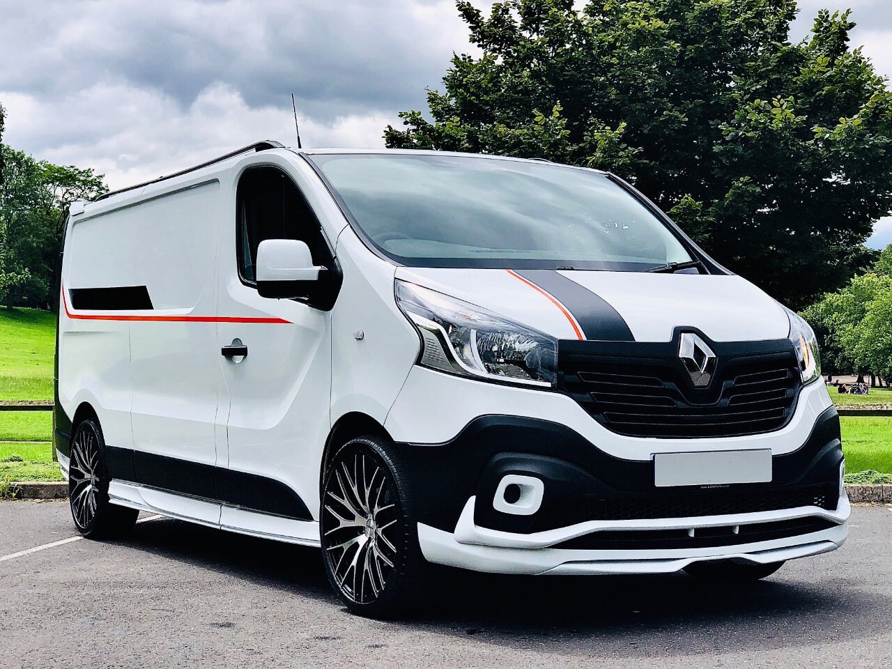 Renault Trafic Body Kit