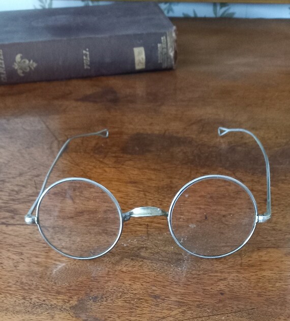 A Rare Antique Metal framed spectacles round lens… - image 8