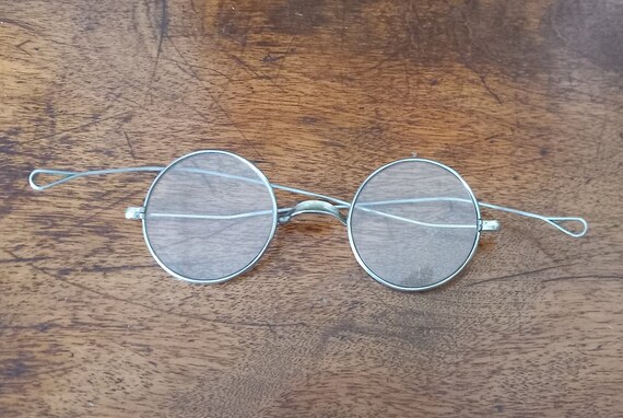 A Rare Antique Metal framed spectacles round lens… - image 3