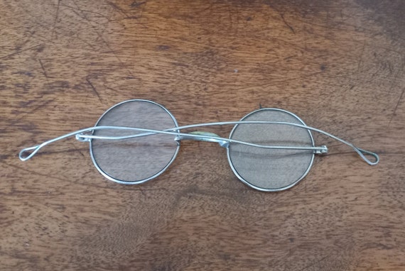 A Rare Antique Metal framed spectacles round lens… - image 2