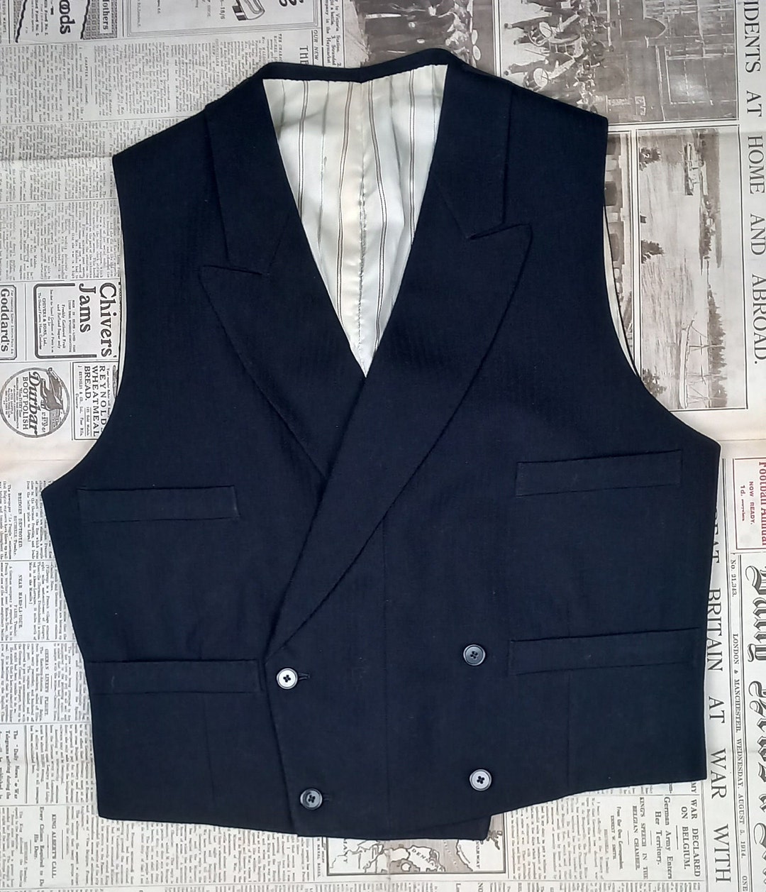 1940s Mens Double Breasted Waistcoat Featuring a Classic Peak - Etsy