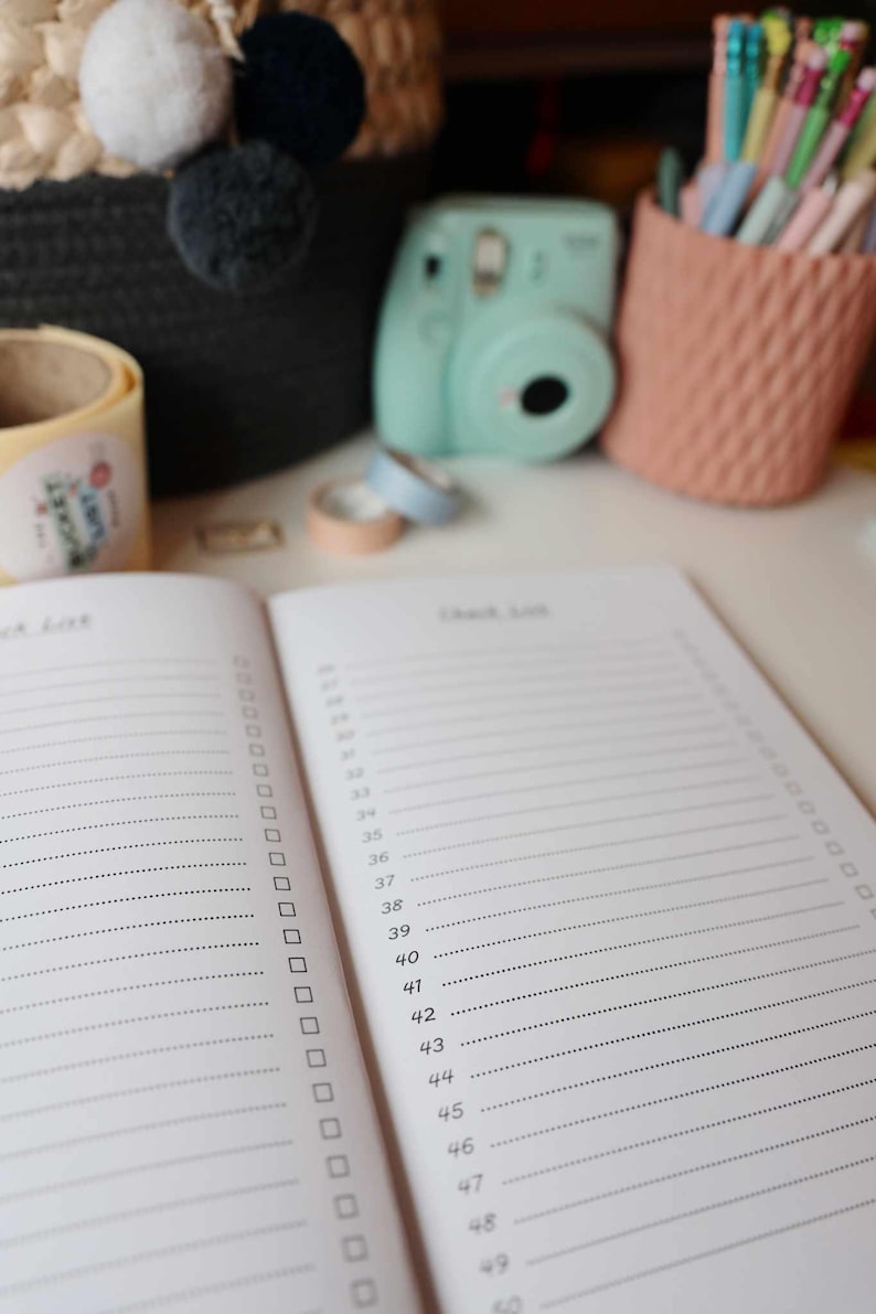 Hardcover Adventure Journal – Travel Bucket List & 6x4 Photo Book image 6