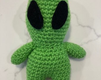 Peluche extraterrestre verte au crochet