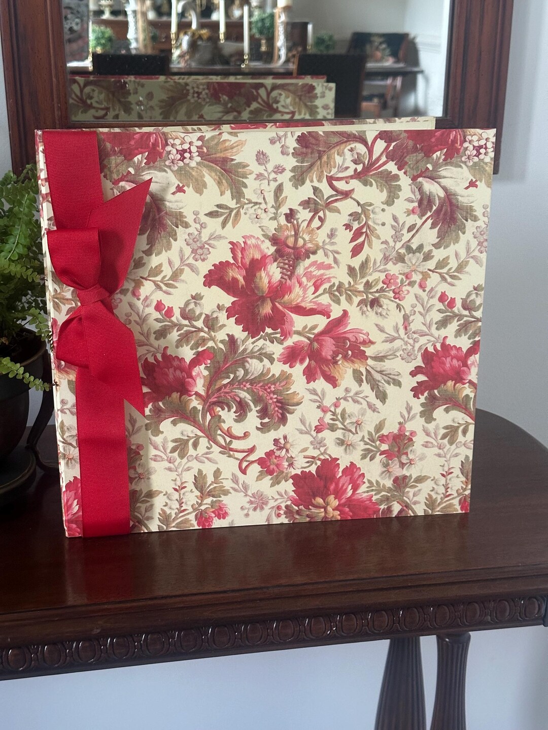 Red Floral Pattern With Red Bow Scrapbook - Etsy