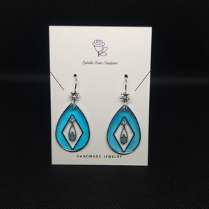 Victoria Dangle Earrings