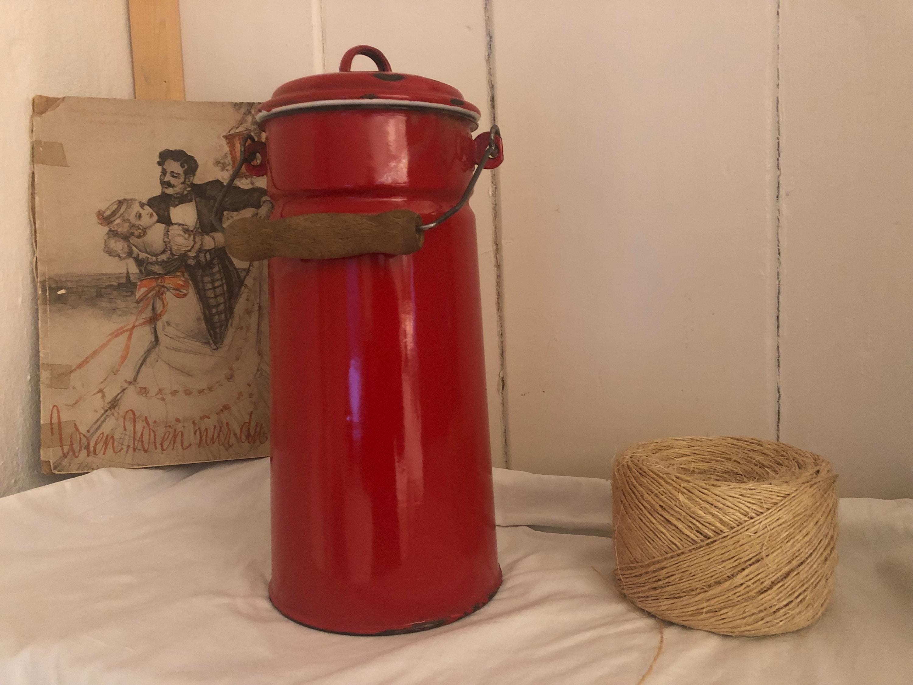 Rare! Antique, large ENAMEL JUG / MILK JUG with beautiful old patina and signs of use / Brocante & Vintage / RED