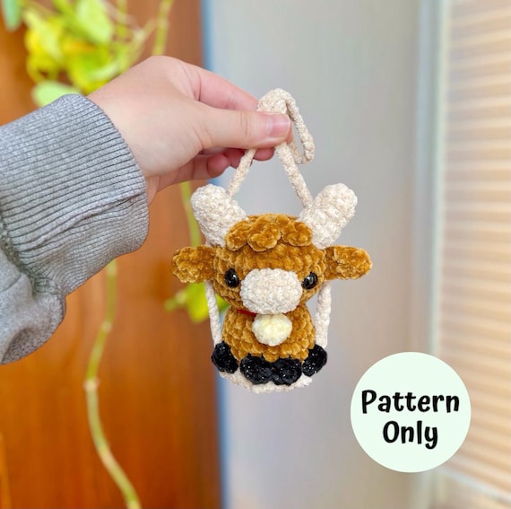 Highland Cow Crochet Pattern, Baby Cattle Amigurumi Tutorial, Swinging Car Charm