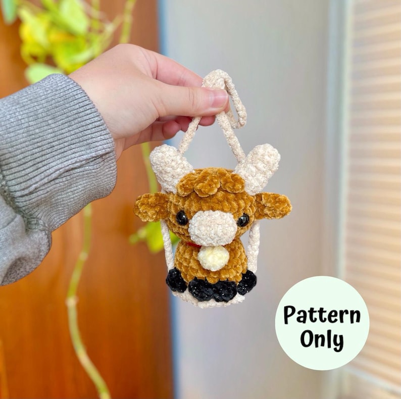 Virkmönster för höglandsko, handledning för amigurumi med nötkreatur, berlock med gungande bil bild 1