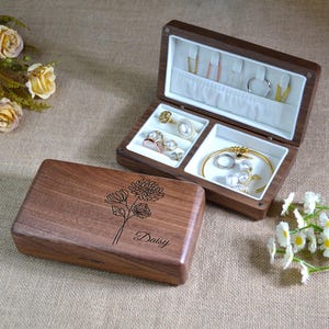 Benutzerdefinierte Geburtsblume Name Massivholz Schmuckschatulle • Natürliche Walnussholz Schmuckschatulle • Ohrring Armband Halskette Ring Aufbewahrungsbox