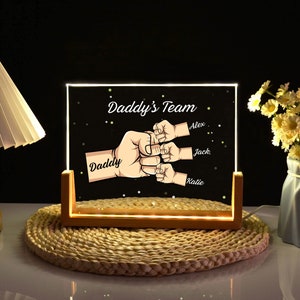 Personalized Daddy&#39;s Team Fist Bump Acrylic LED Night Light, Custom Daddy Kids Names Fist Bump For Fathers Day, Dad Grandpa Gift
