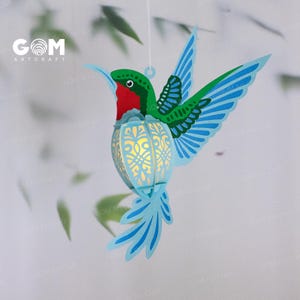 Lanterne colibri SVG - modèle de lanterne oiseau - lanterne colibri en papier découpé - lanternes en papier bricolage insectes - modèle de découpe de papier
