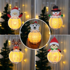 Lot de 5 lanternes boule de Noël à suspendre - lanterne boule de Noël SVG - décorations de Noël lanterne bricolage - modèle de papier découpé pour Noël