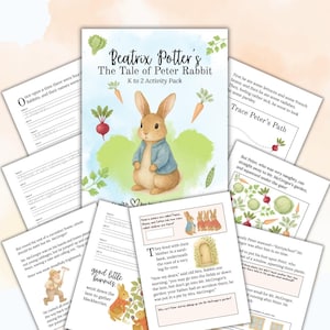 Könnte beinhalten: Eine weiße Keramik-Tasse mit schwarzem Henkel und dem Text "But First, Coffee" in handschriftlichem Stil. Die Tasse steht auf einer weißen Oberfläche. Die Tasse ist etwa 10 cm hoch.