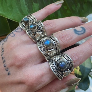 Labradorite bohemian silver ring