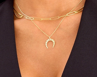 Dainty Horseshoe Necklace Gold, Lucky Horseshoe Pendant, Horseshoe Charm, Horseshoe Jewelry | Lucky Christmas Gifts for Her, Gifts for Mom