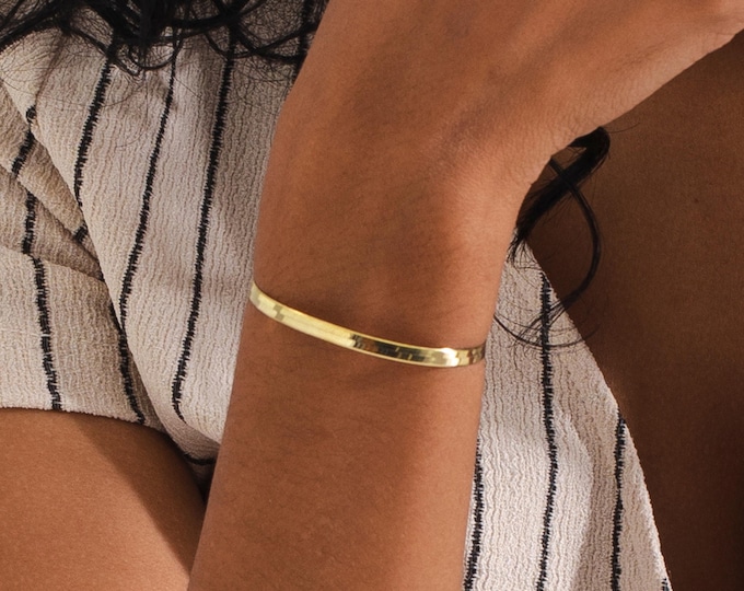 14K Gold Herringbone Chain Bracelet - Delicate Herringbone Bracelet - Snake Chain Bracelet - Simple Gold Chain Bracelet - Bracelet for Women